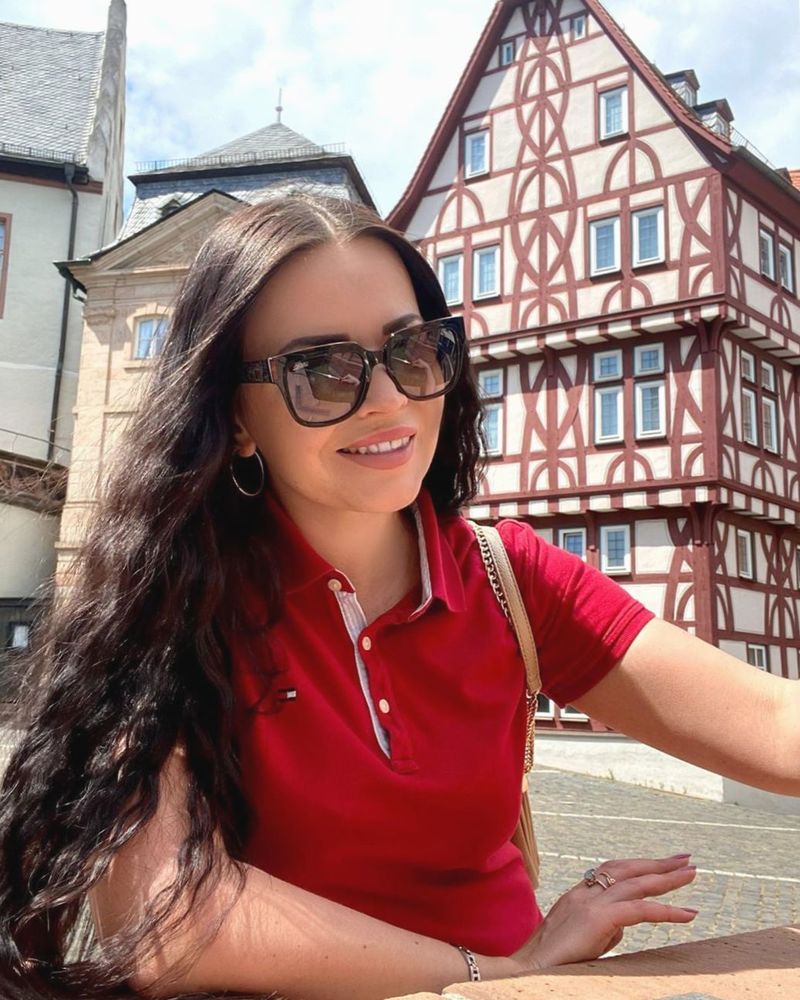 Meet your Posher, Dulce